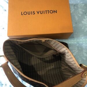 Medium Size Louis Vuitton Bag